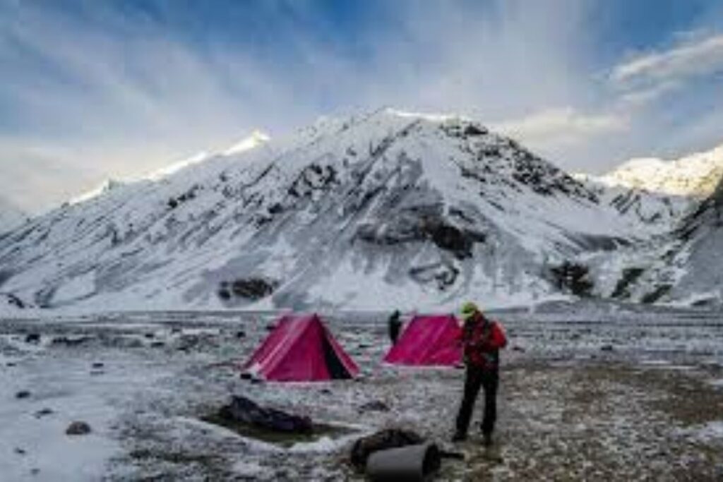 Lamkhaga Pass Trek Difficulty Level